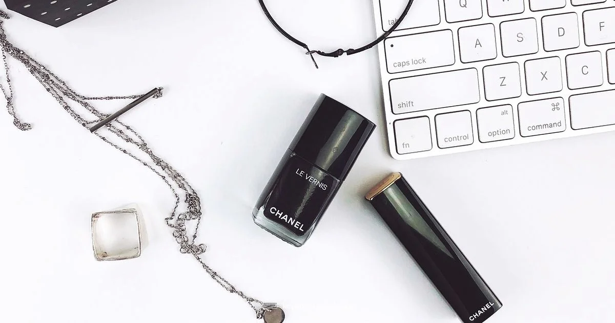 White Keyboards Clean - Keyboard Gurus