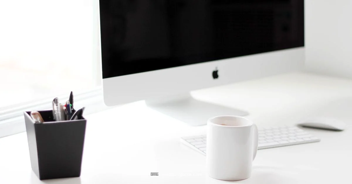 Cleaning Keyboard - Keyboard Gurus