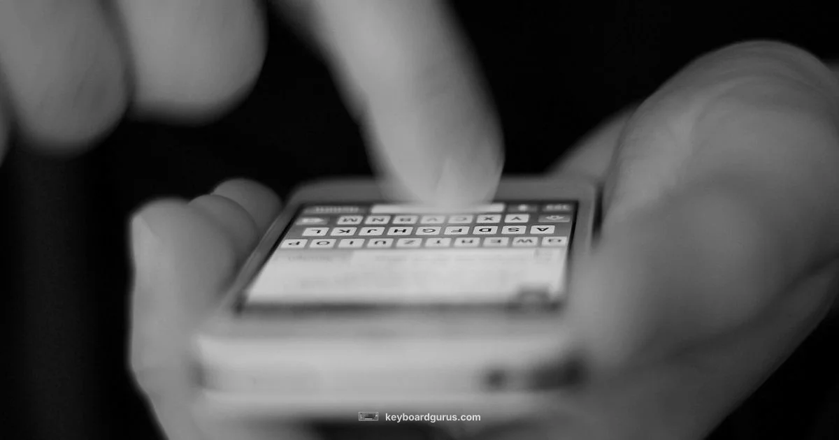 Enlarged iPhone Keyboard - Keyboard Gurus