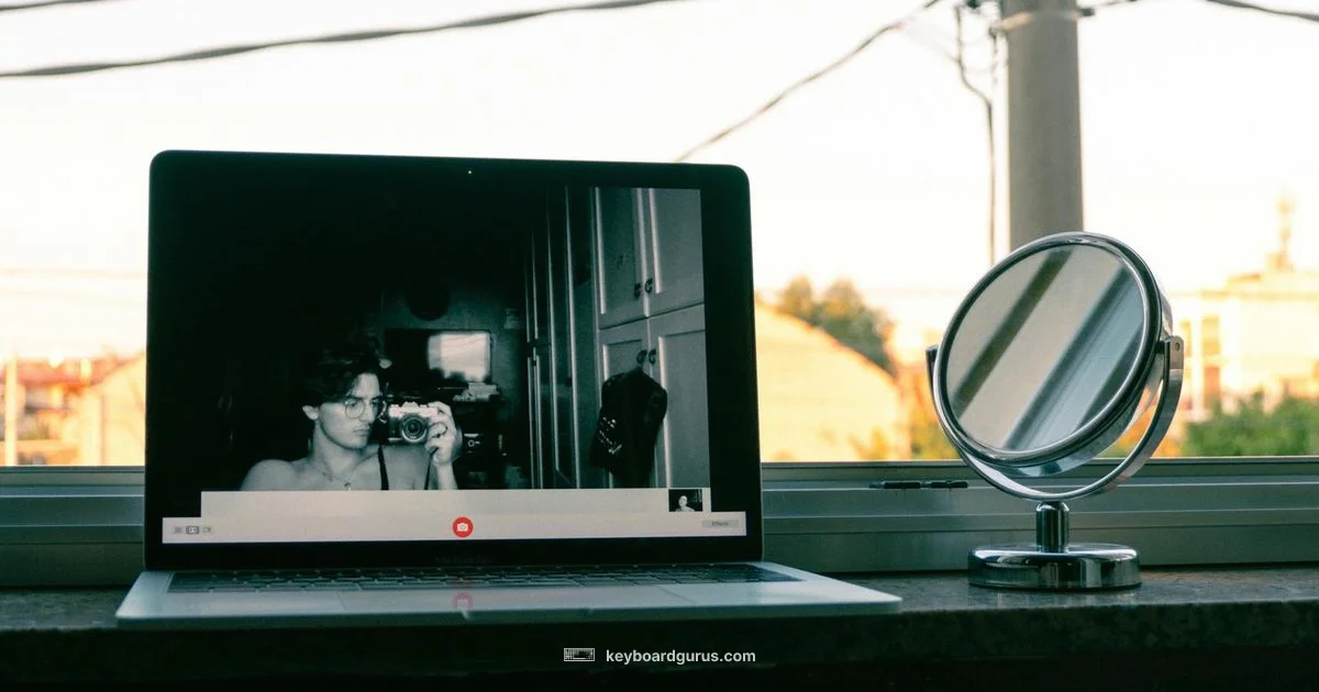 Take a Screenshot Take a Screenshot - Keyboard Gurus