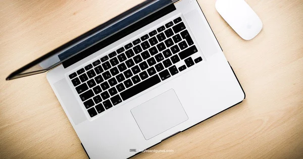 Centered Desk Setup - Keyboard Gurus