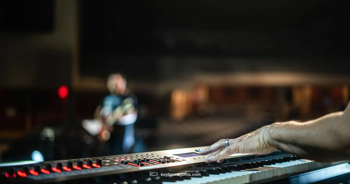 Keytar Essentials for Players - Keyboard Gurus