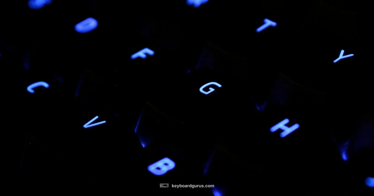 Dark Keyboard on iPhone - Keyboard Gurus